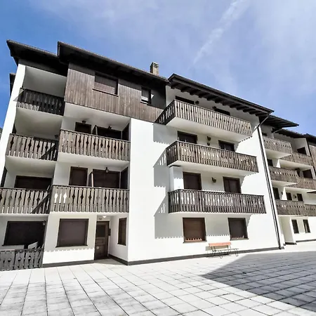 Apartment Des Alpes-18 By Interhome